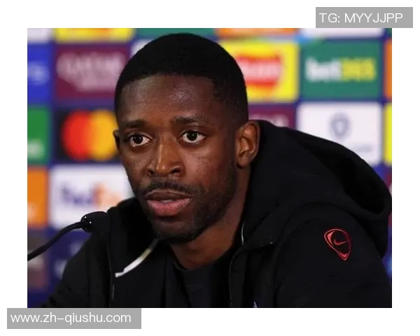 埃托奥与登贝莱重聚致意视频曝光感慨再见如故金球先生的荣耀